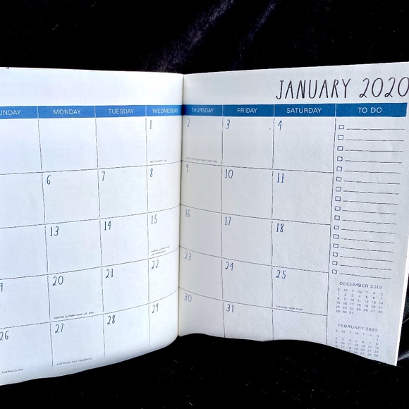 NEW Rae Dunn BUNDLE - 2020 Calendar & Planner! 🥳 - Picture 5 of 8